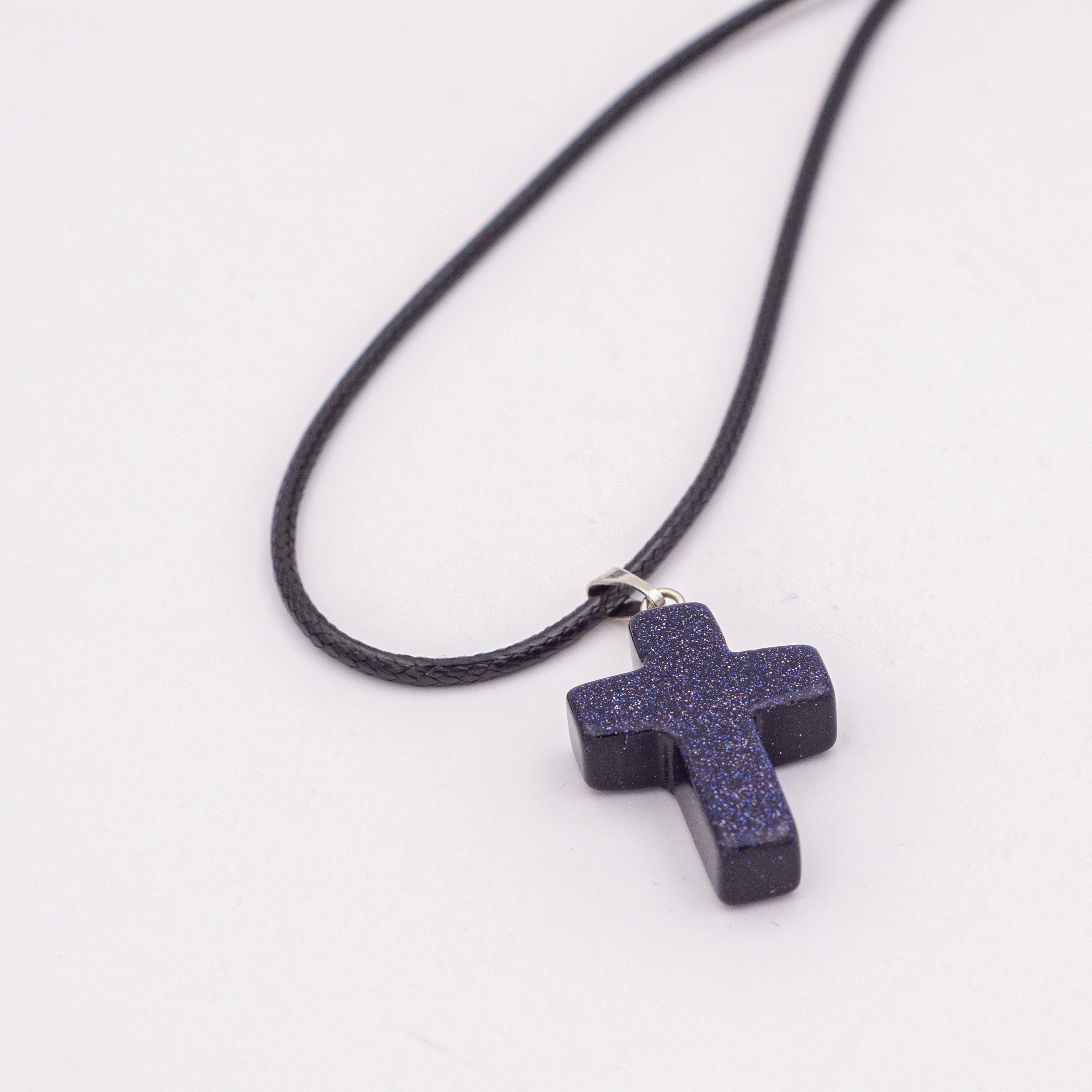 Colgante cruz turquenita